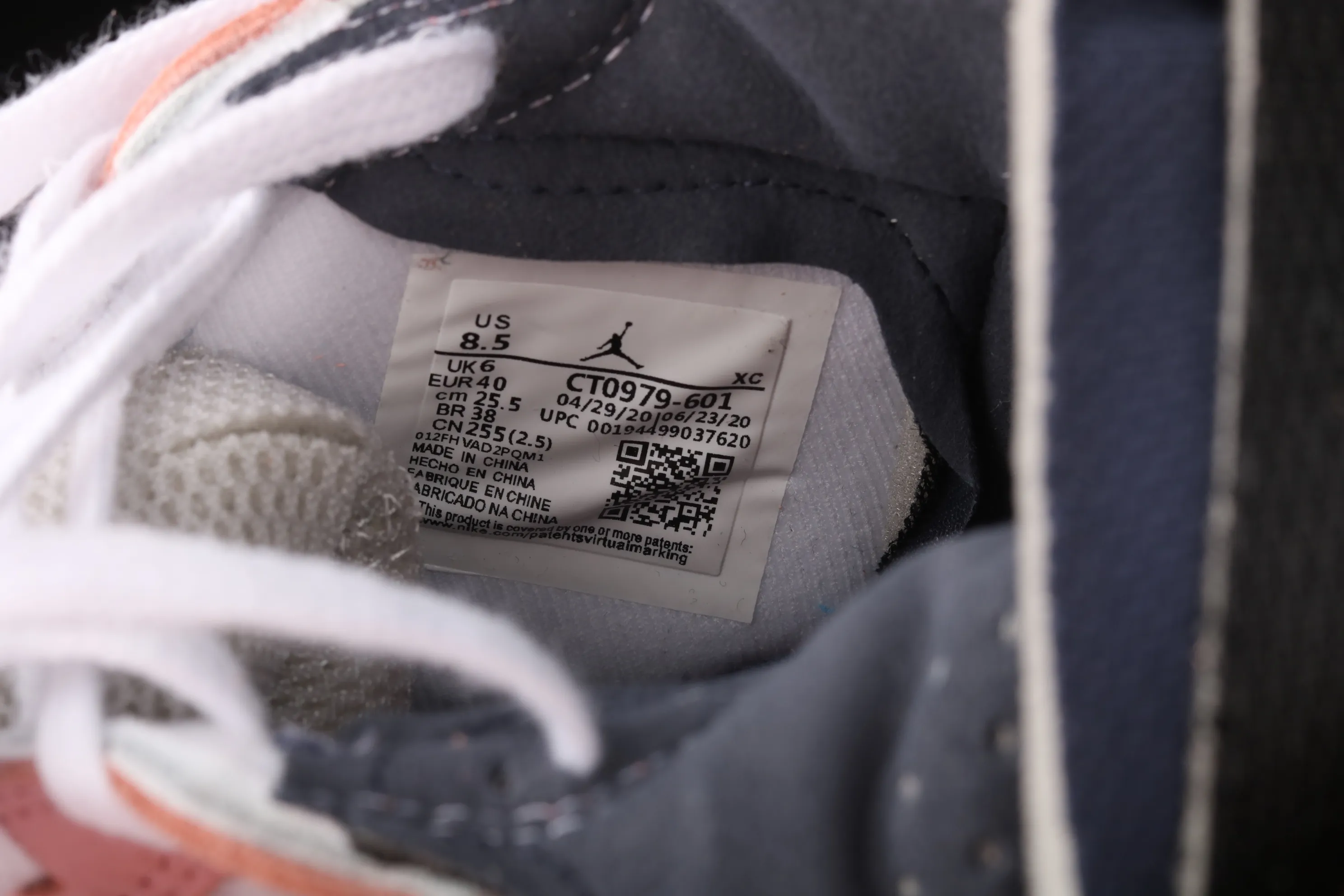 All categories Air Jordan Jordan series basketball shoes Air Jordan 1 High G version Air Jordan 1 Zoom Air CMFT AJ1 Joe 1 pink glaze Sakura pink high-top basketball shoes CT0979-601